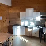 Apartment Aparts33 *