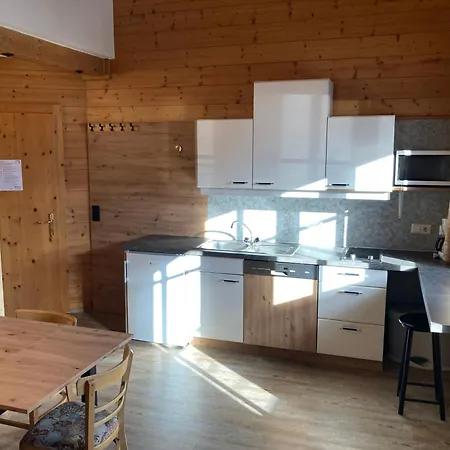 Apartment Aparts33 *