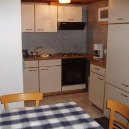 Aparts33 Apartment *