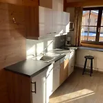 Apartment Aparts33 *